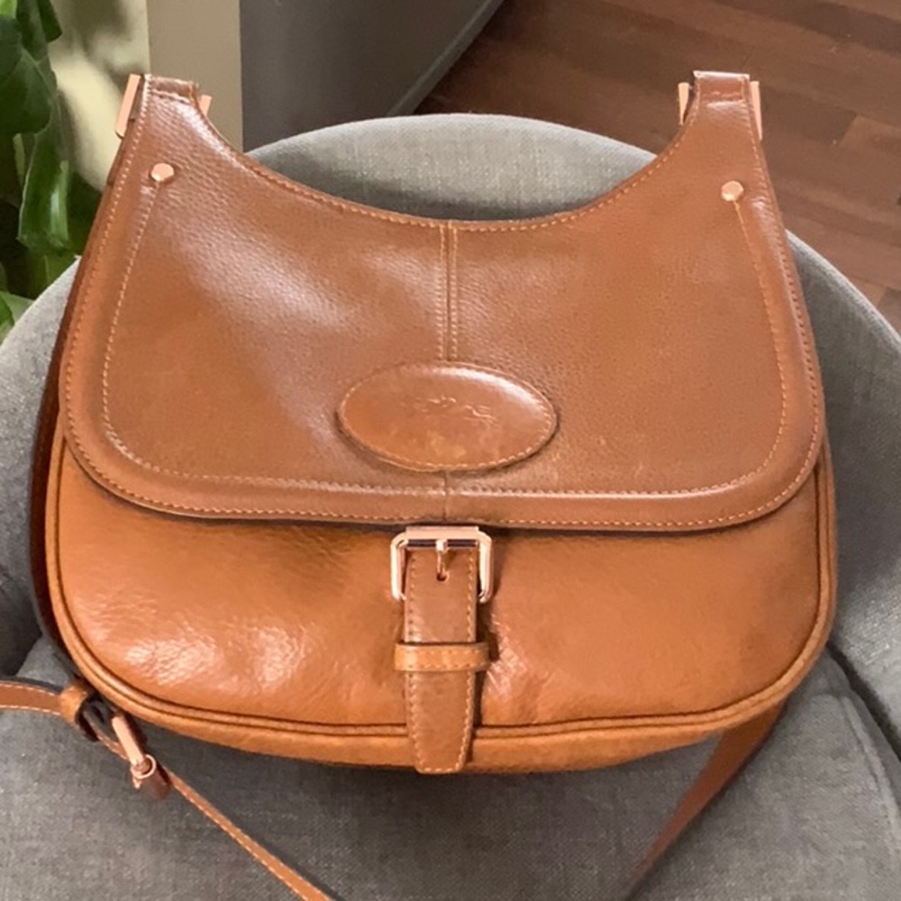 Longchamp Balzane Brown Shoulder Bag with Textured Leather and Flap Closure